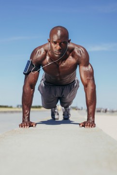 MuscularBlackManPushups